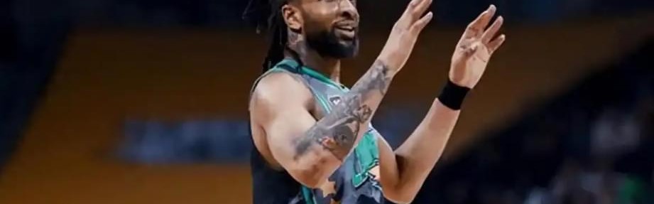 世界杯直播-CBA积分榜最新排名！上海逆袭广东杀回第2：辽篮被联手踢到第12