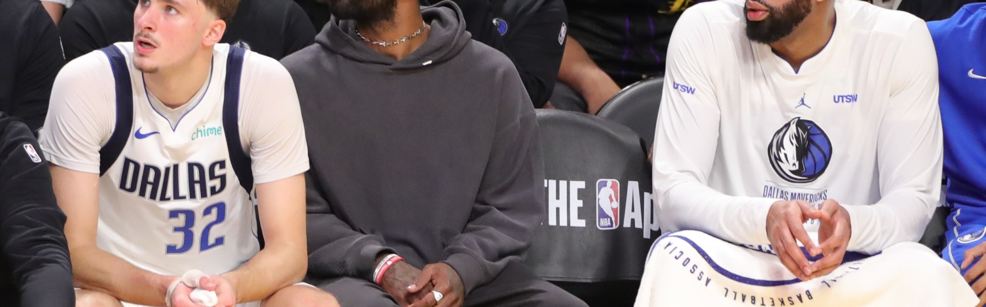 世界杯直播-芬利：球迷肯定想看三状元联手 但这次交易能为球队提供灵活性