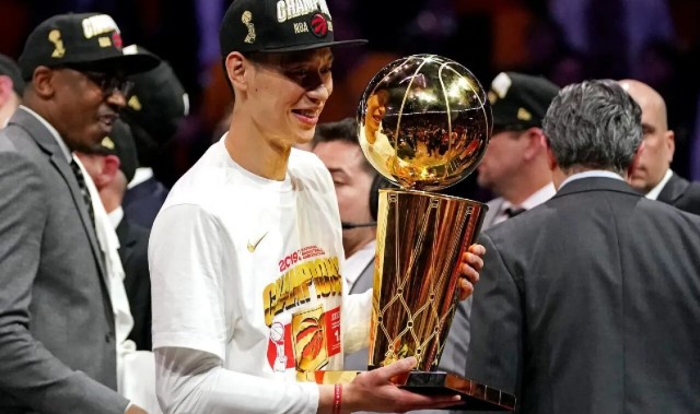 世界杯直播-破防！林书豪自曝NBA生涯真相，放弃700万+场均20+，依然被拒